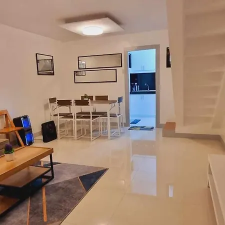 Trp16 - Cozy 2Br Townhouse Near Clark Airport, Aquaplanet & Dino Island Apartment Angeles Exterior photo