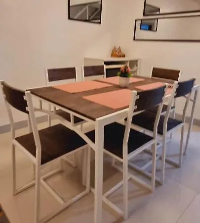 Trp16 - Cozy 2Br Townhouse Near Clark Airport, Aquaplanet & Dino Island Apartment Angeles Exterior photo