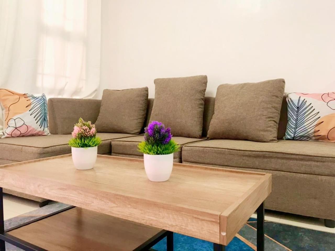 Trp16 - Cozy 2br Townhouse Near Clark Airport, Aquaplanet & Dino Island *