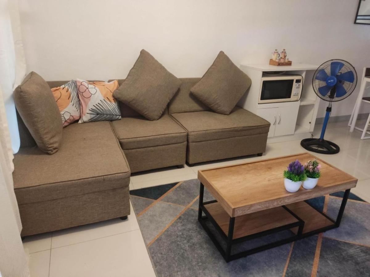 Trp16 - Cozy 2br Townhouse Near Clark Airport, Aquaplanet & Dino Island Angeles